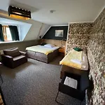 Kraus - Zentral In Bielefeld-heepen, Gratis Parken, 24h Check-in * Bielefeld