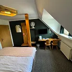 Hotel Kraus - Zentral In Bielefeld-heepen, Gratis Parken, 24h Check-in Bielefeld