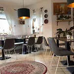 Hotel Kraus - Zentral In Bielefeld-heepen, Gratis Parken, 24h Check-in