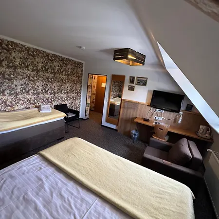 Hotel Hotel Kraus - Zentral In Bielefeld-Heepen, Gratis Parken, 24H Check-In Bielefeld