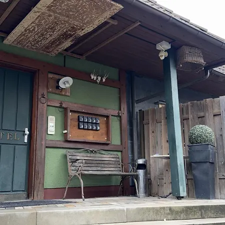 Hotel Kraus - Zentral In Bielefeld-Heepen, Gratis Parken, 24H Check-In מלון