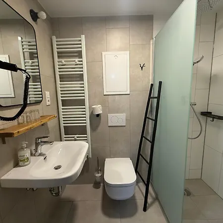 Hotel Hotel Kraus - Zentral In Bielefeld-Heepen, Gratis Parken, 24H Check-In *