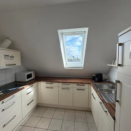 Kraus - Zentral In Bielefeld-heepen, Gratis Parken, 24h Check-in * Bielefeld