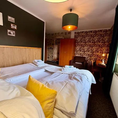 Kraus Ruhiges In Bielefeld-heepen, Kostenloser Parkplatz Hotel