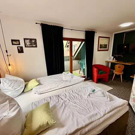 Kraus - Zentral In Bielefeld-heepen, Gratis Parken, 24h Self Check-in Hotel Bielefeld