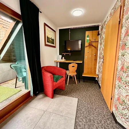 Hotell Kraus - Zentral In Bielefeld-heepen, Gratis Parken, 24h Self Check-in