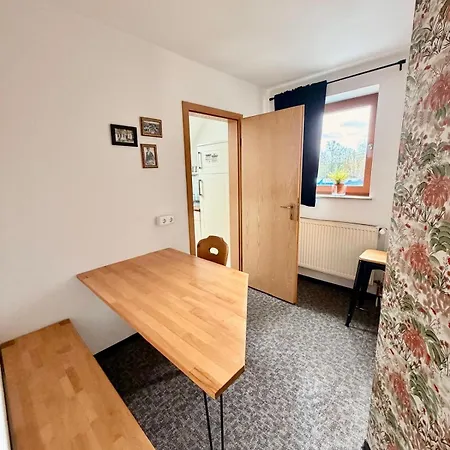 Hotel Kraus Ruhiges In Bielefeld-heepen, Kostenloser Parkplatz Bielefeld