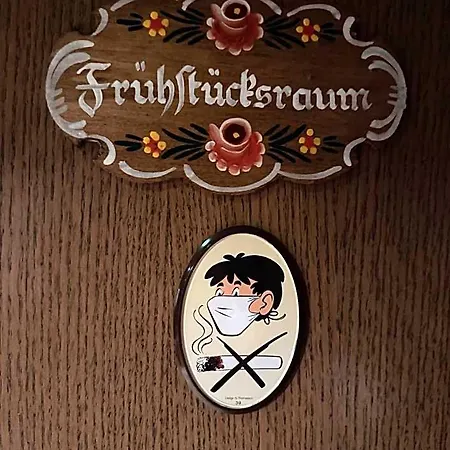 Kraus Ruhiges In Bielefeld-heepen, Kostenloser Parkplatz Hotel *