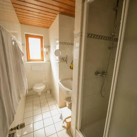 Hotel Kraus Ruhiges Hotel in Bielefeld-Heepen, kostenloser Parkplatz