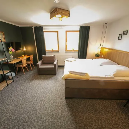 Hotel Kraus - Zentral In Bielefeld-Heepen, Gratis Parken, 24H Check-In *