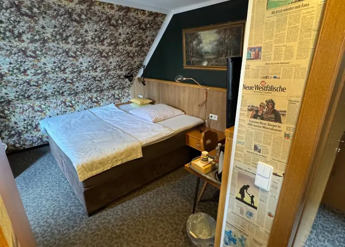 Kraus - Zentral In Bielefeld-heepen, Gratis Parken, 24h Check-in Hotel Bielefeld