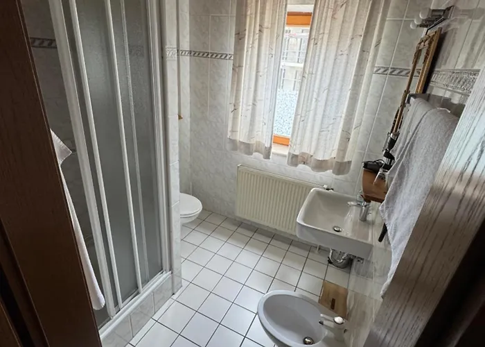 Hotell Hotel Kraus - Zentral In Bielefeld-Heepen, Gratis Parken, 24H Check-In Bielefeld