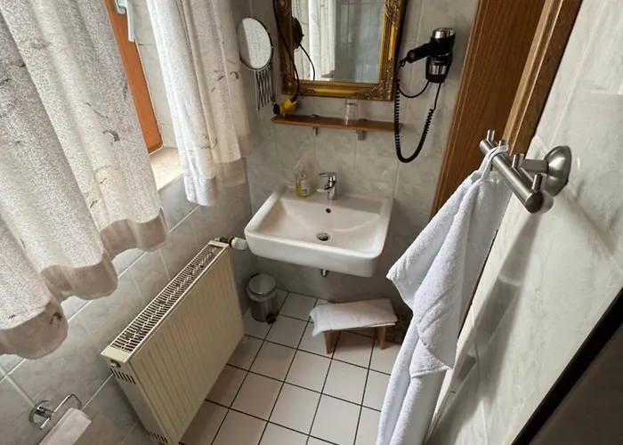 Kraus - Zentral In Bielefeld-heepen, Gratis Parken, 24h Check-in Bielefeld