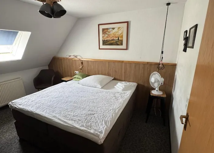Hotel Kraus Ruhiges In Bielefeld-heepen, Kostenloser Parkplatz