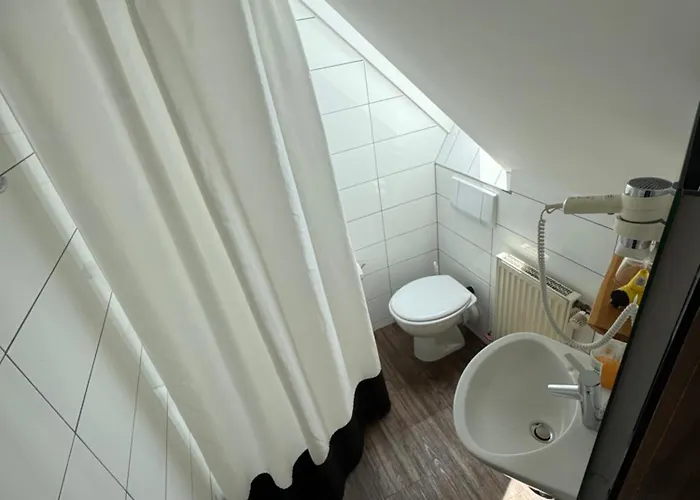 Hotel Kraus - Zentral In Bielefeld-Heepen, Gratis Parken, 24H Check-In *