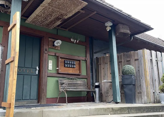 Kraus - Zentral In Bielefeld-heepen, Gratis Parken, 24h Check-in فندق