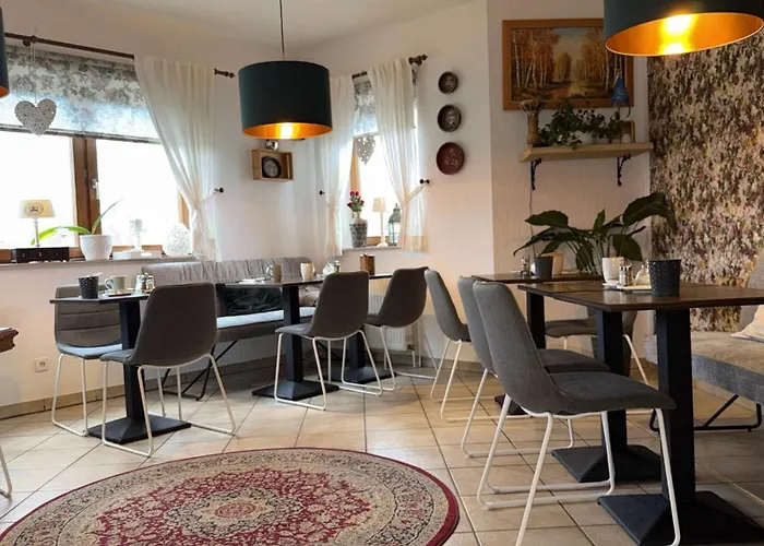 Hotel Kraus Ruhiges In Bielefeld-heepen, Kostenloser Parkplatz