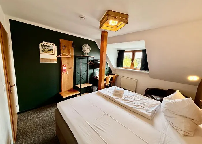 Kraus - Zentral In Bielefeld-heepen, Gratis Parken, 24h Check-in Hotel Bielefeld