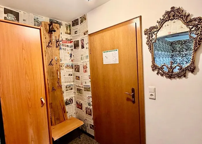 Kraus Ruhiges In Bielefeld-heepen, Kostenloser Parkplatz Hotel *