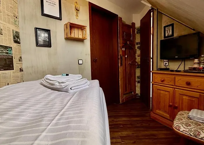 Kraus - Zentral In Bielefeld-heepen, Gratis Parken, 24h Check-in Hotel
