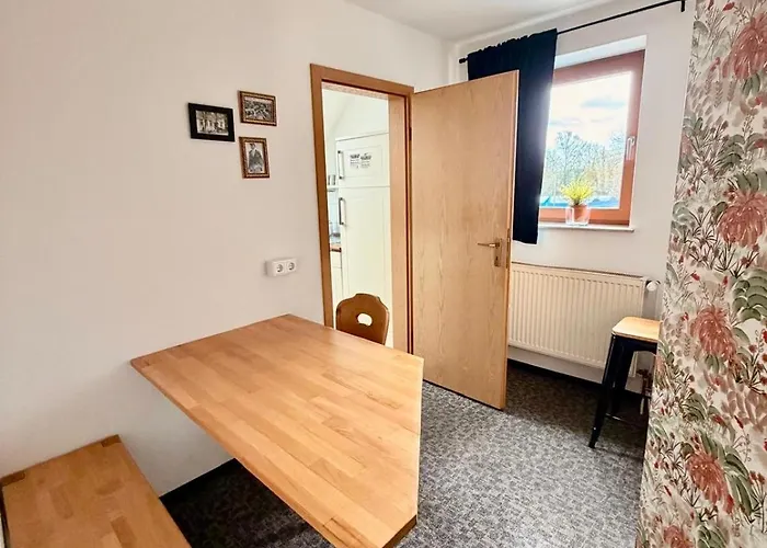 Hotel Kraus Ruhiges In Bielefeld-heepen, Kostenloser Parkplatz Bielefeld