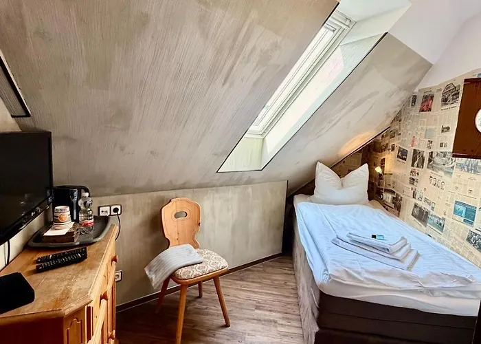 Hotel Kraus - Zentral In Bielefeld-heepen, Gratis Parken, 24h Check-in *