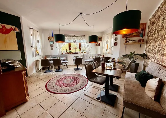 Hotel Kraus Ruhiges In Bielefeld-heepen, Kostenloser Parkplatz