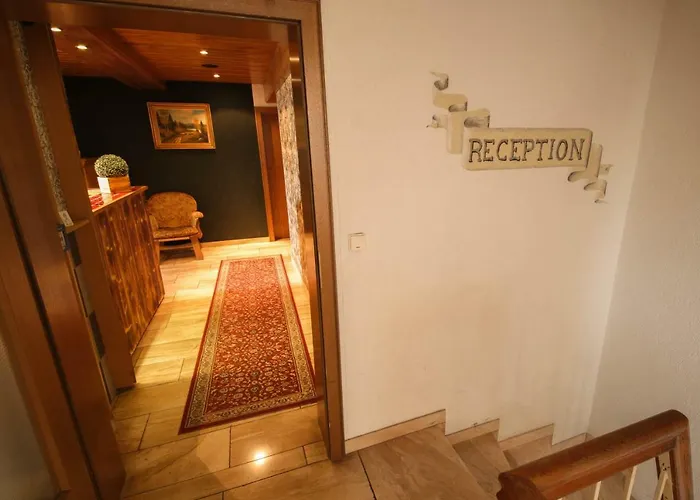 Kraus - Zentral In Bielefeld-heepen, Gratis Parken, 24h Check-in Hotel